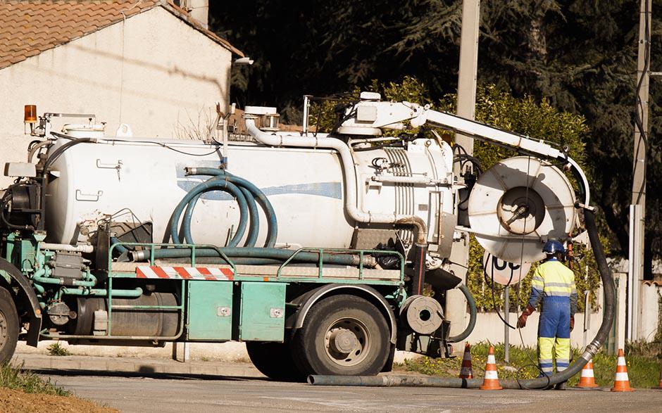 déboucheur puissant canalisation Livry-Gargan